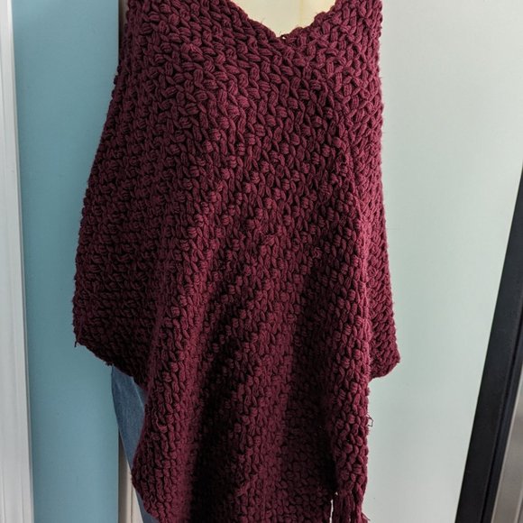 Burgundy Poncho - Picture 2 of 7